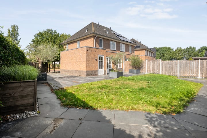 Foto 34 van Lisdodde 26