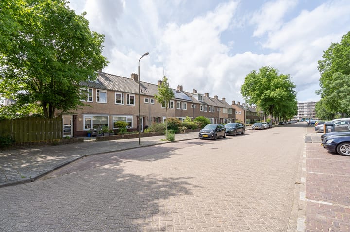 Foto 27 van Lorentzstraat 310