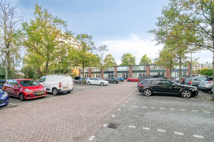 Foto 27 van Louis Raemaekersstraat 289