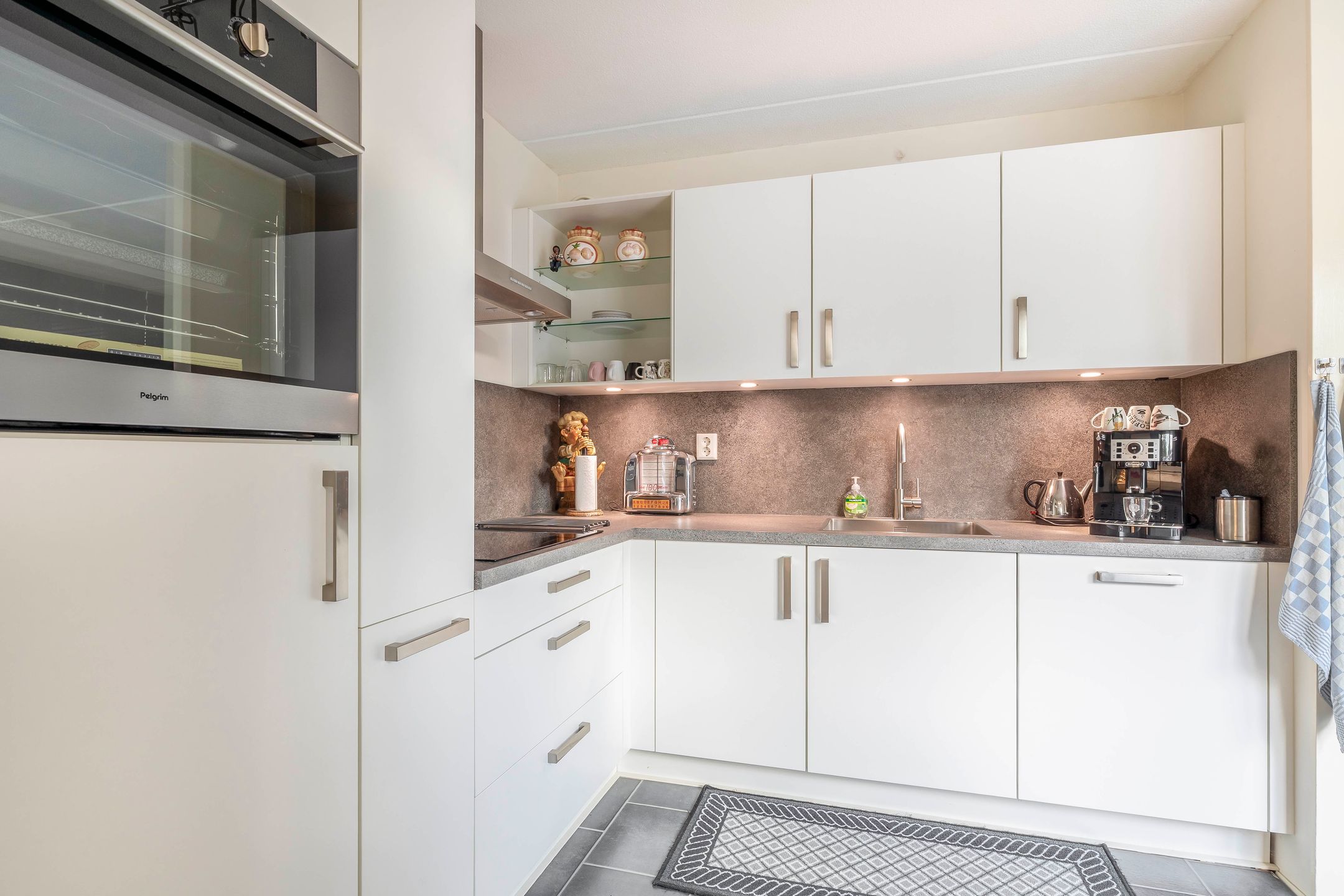 Foto 15 van Molenstraat 7