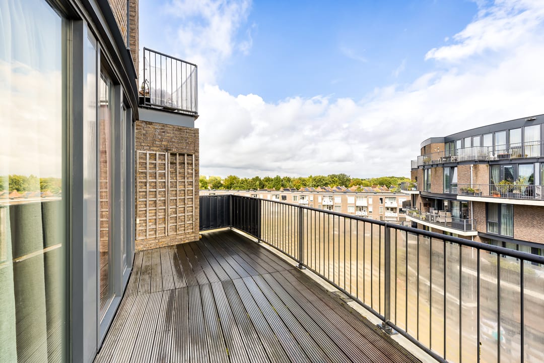 Foto 16 van Antoni Gaudipark 54