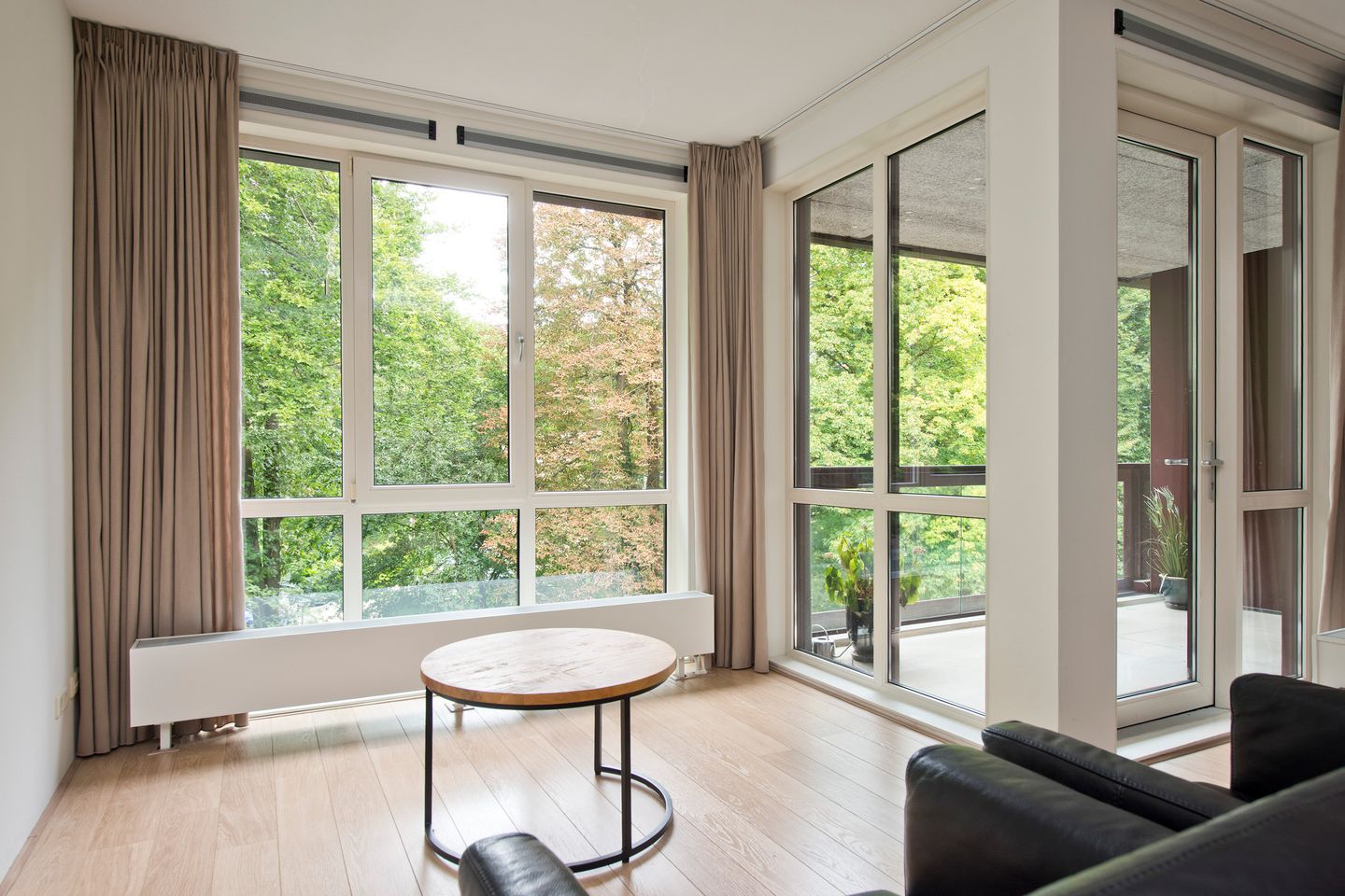 Photo 4 of Graaf van Rechterenweg 53-31