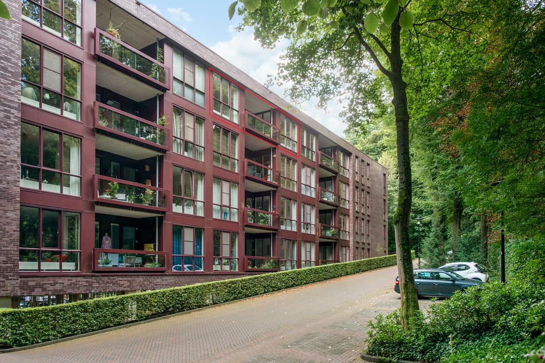 Photo 7 of Graaf van Rechterenweg 53-31