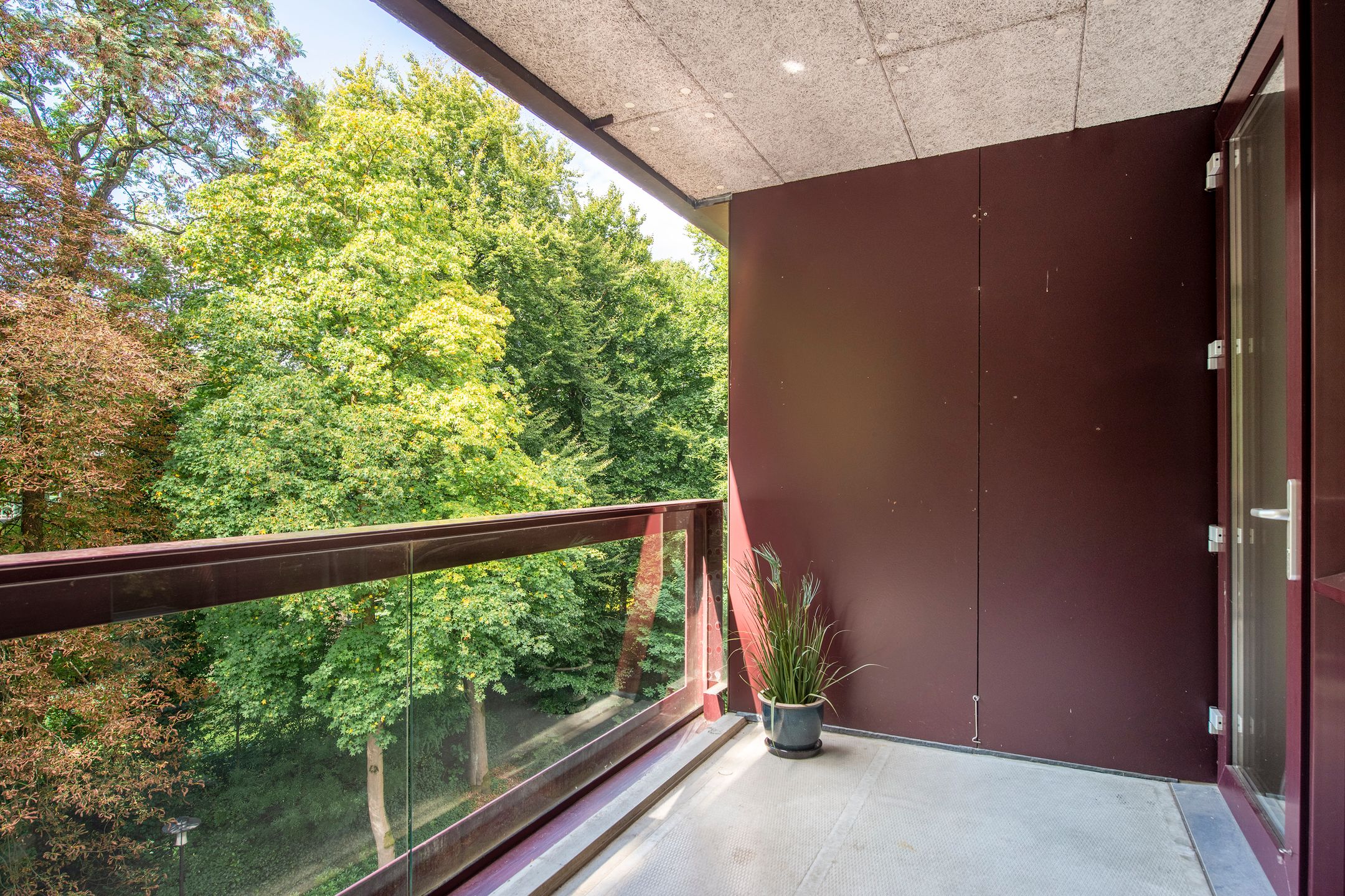 Photo 24 of Graaf van Rechterenweg 53-31