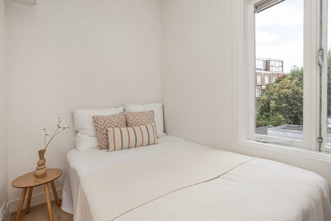 Photo 13 of Minahassastraat 27-B