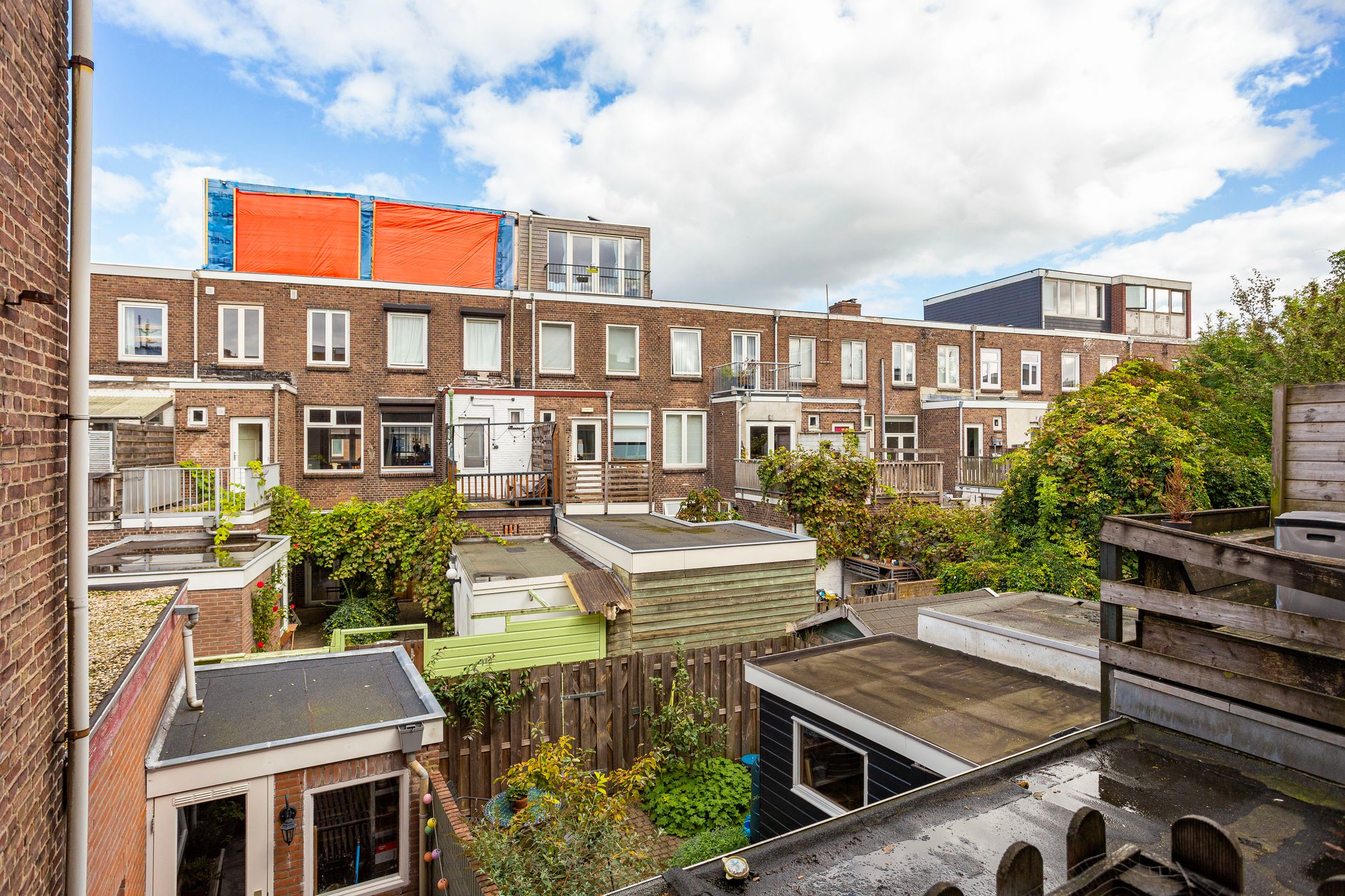 Photo 18 of Minahassastraat 27-B