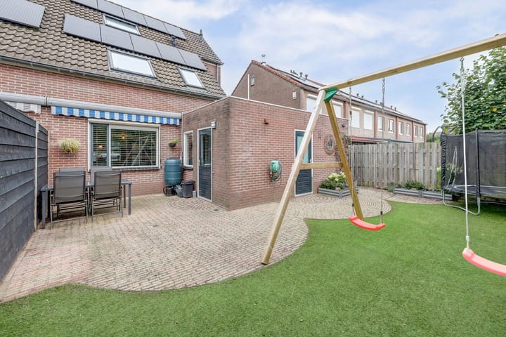 Photo 21 of Eikenlaan 32