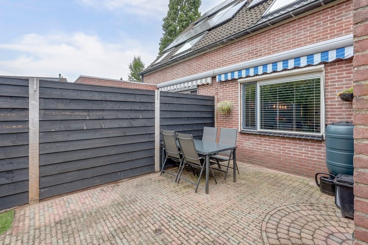 Photo 22 of Eikenlaan 32