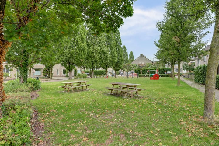 Photo 43 of Eikenlaan 32