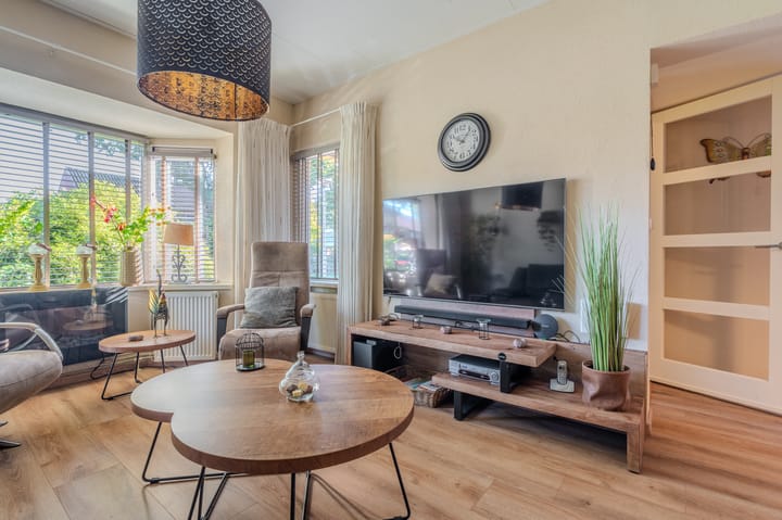 Foto 12 van IJsbaanlaan 17