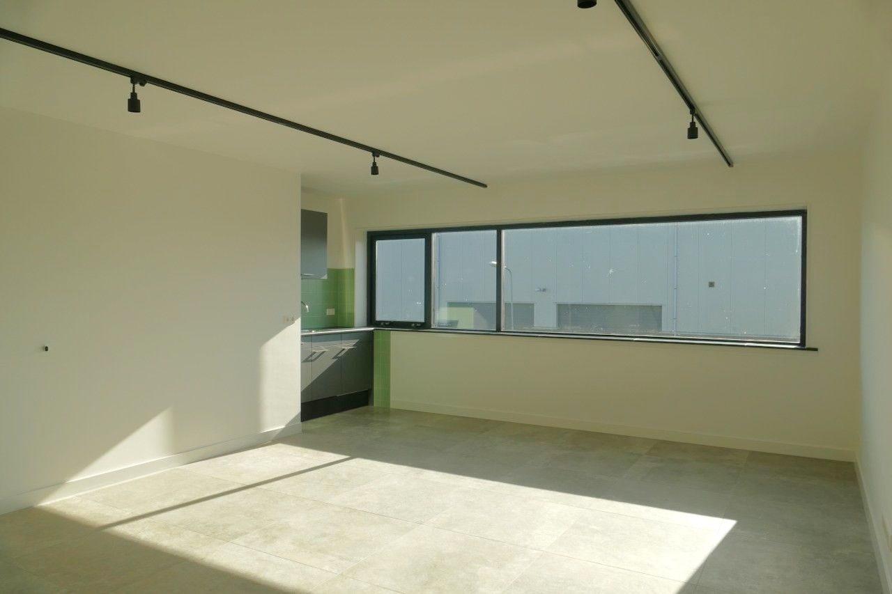 Bekijk foto 2 van Neerlandia 7-F
