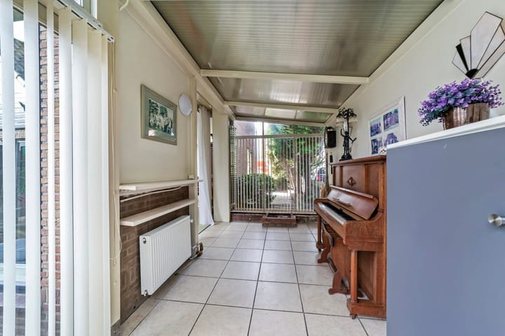 Foto 16 van Emmastraat 84-A