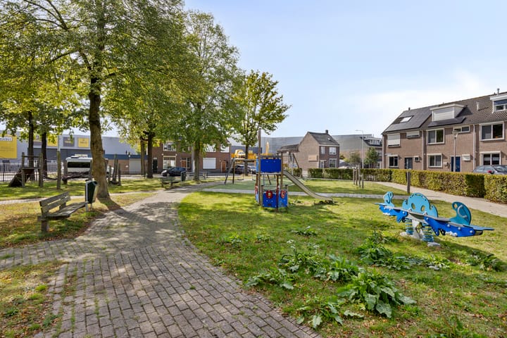 Foto 40 van Kapitein Nemostraat 100-A