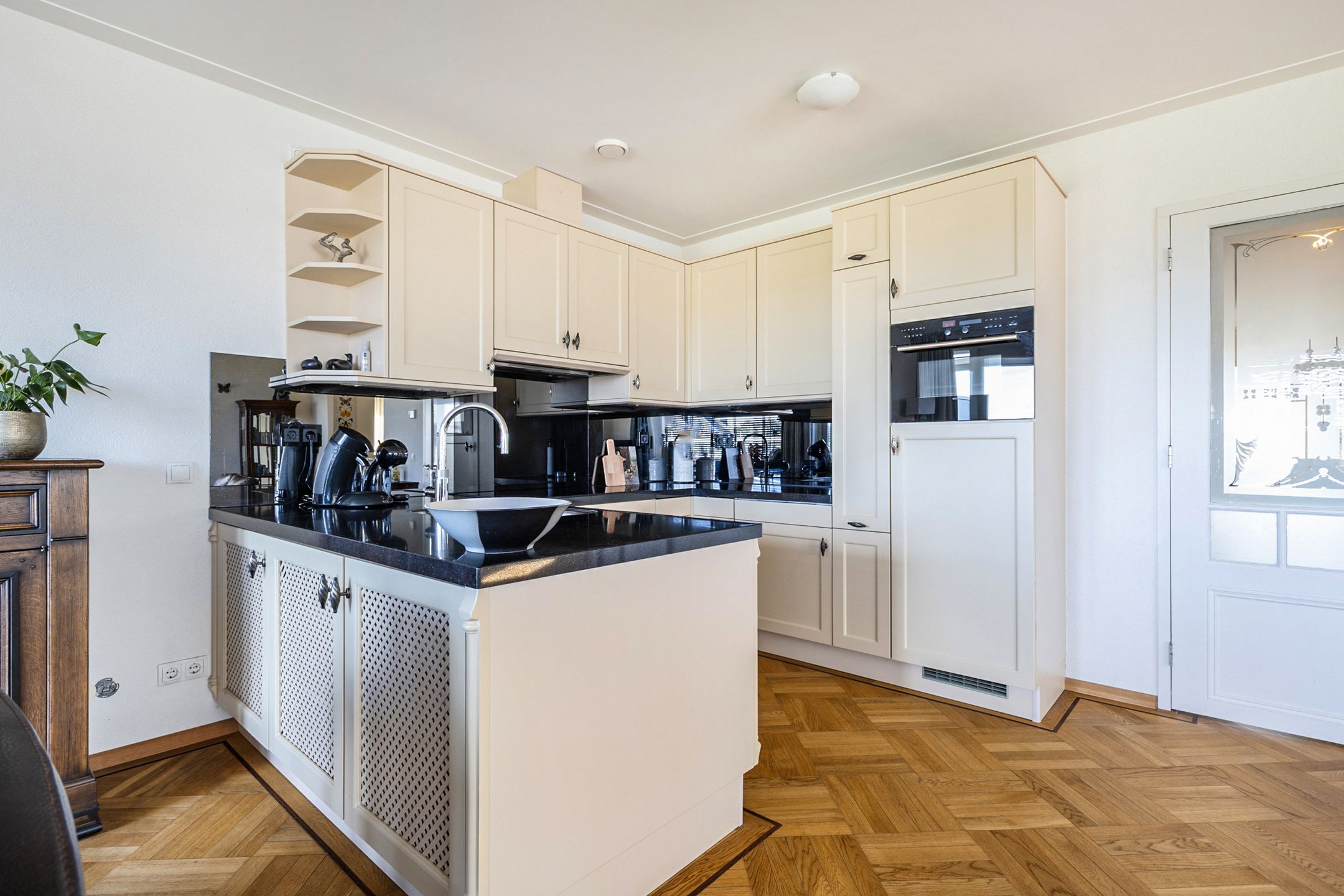 Photo 3 of Eggestraat 55