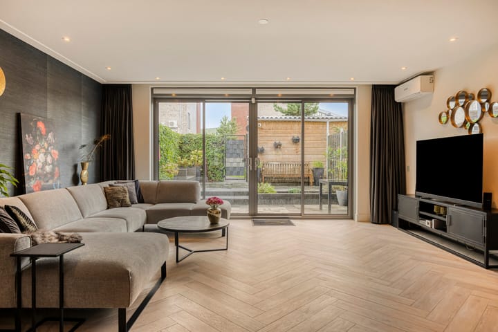 Foto 10 van Voorbuurt 19