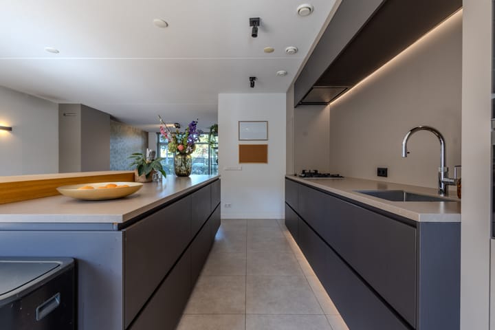 Foto 11 van Bernard Leenestraat 15