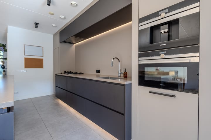 Foto 13 van Bernard Leenestraat 15