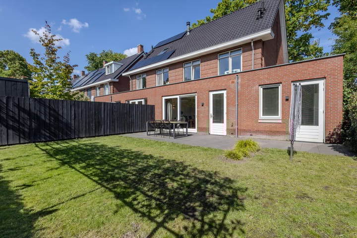 Foto 28 van Bernard Leenestraat 15