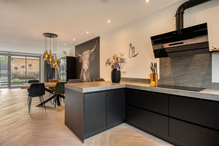 Foto 21 van Voorbuurt 19