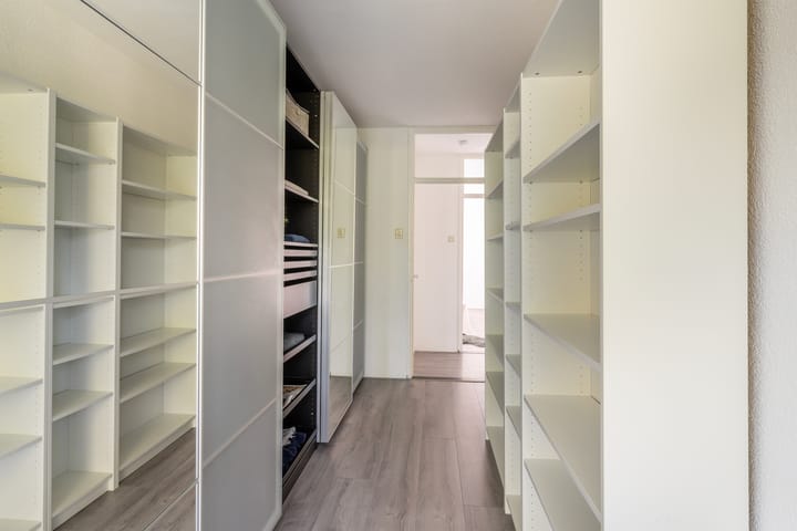 Foto 21 van Van der Helmstraat 359