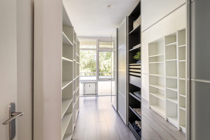 Foto 20 van Van der Helmstraat 359