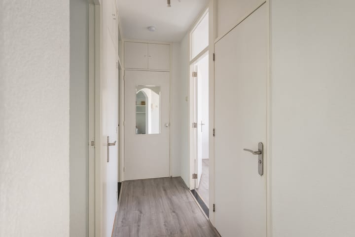 Foto 17 van Van der Helmstraat 359