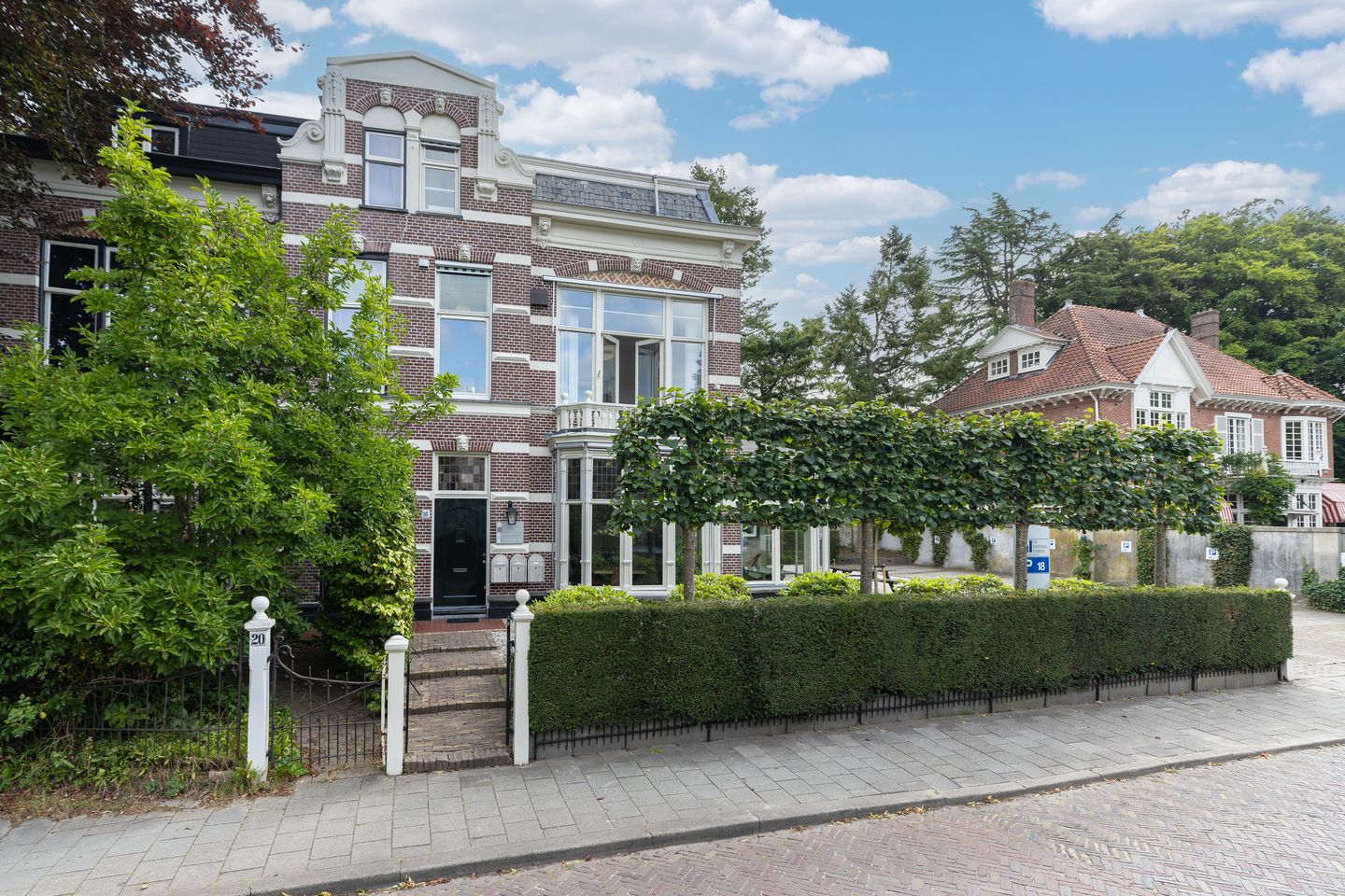 Bekijk foto 1 van Lindelaan 18