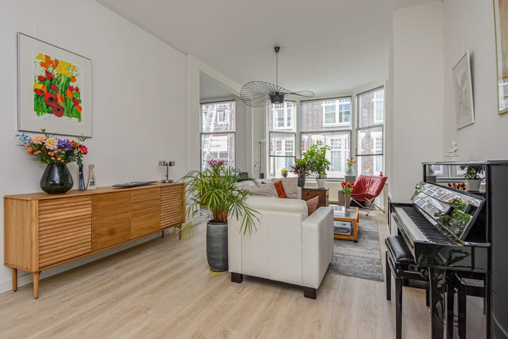 Photo 2 of Van Beverningkstraat 264