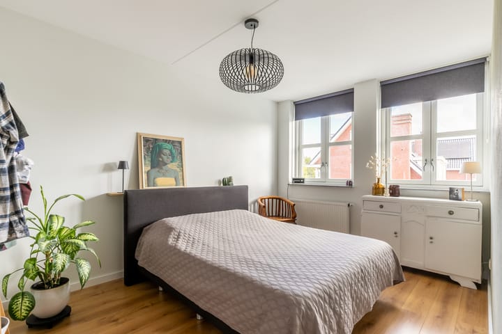 Foto 18 van Eikenbussel 19