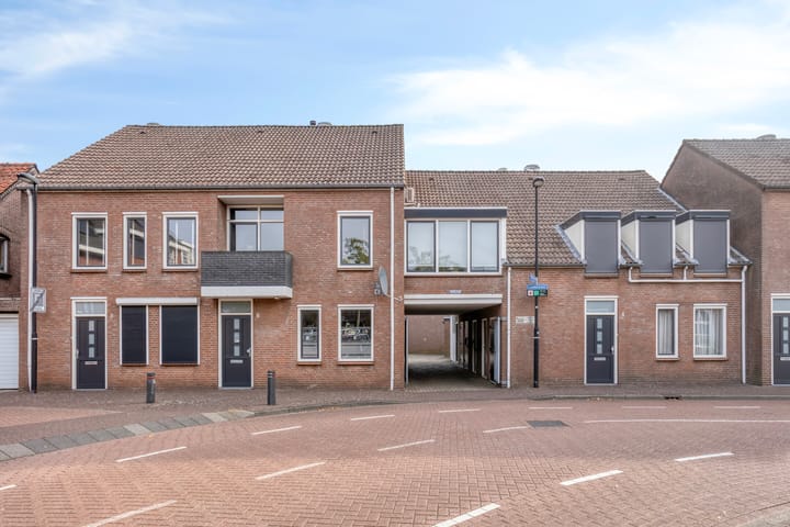 Foto 27 van Lindestraat 8-B