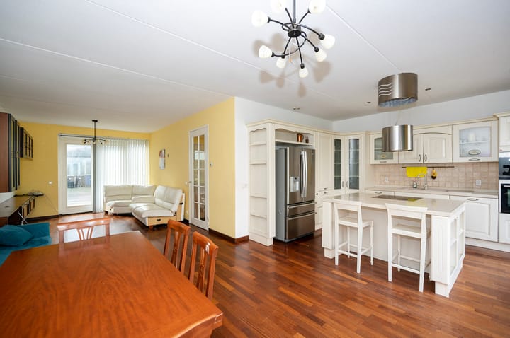 Foto 6 van Helenusstraat 15