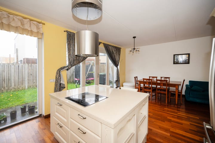 Foto 9 van Helenusstraat 15