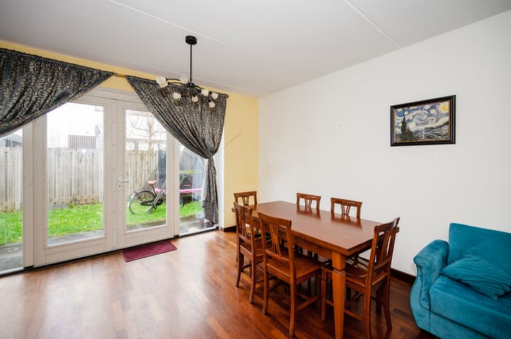 Foto 10 van Helenusstraat 15