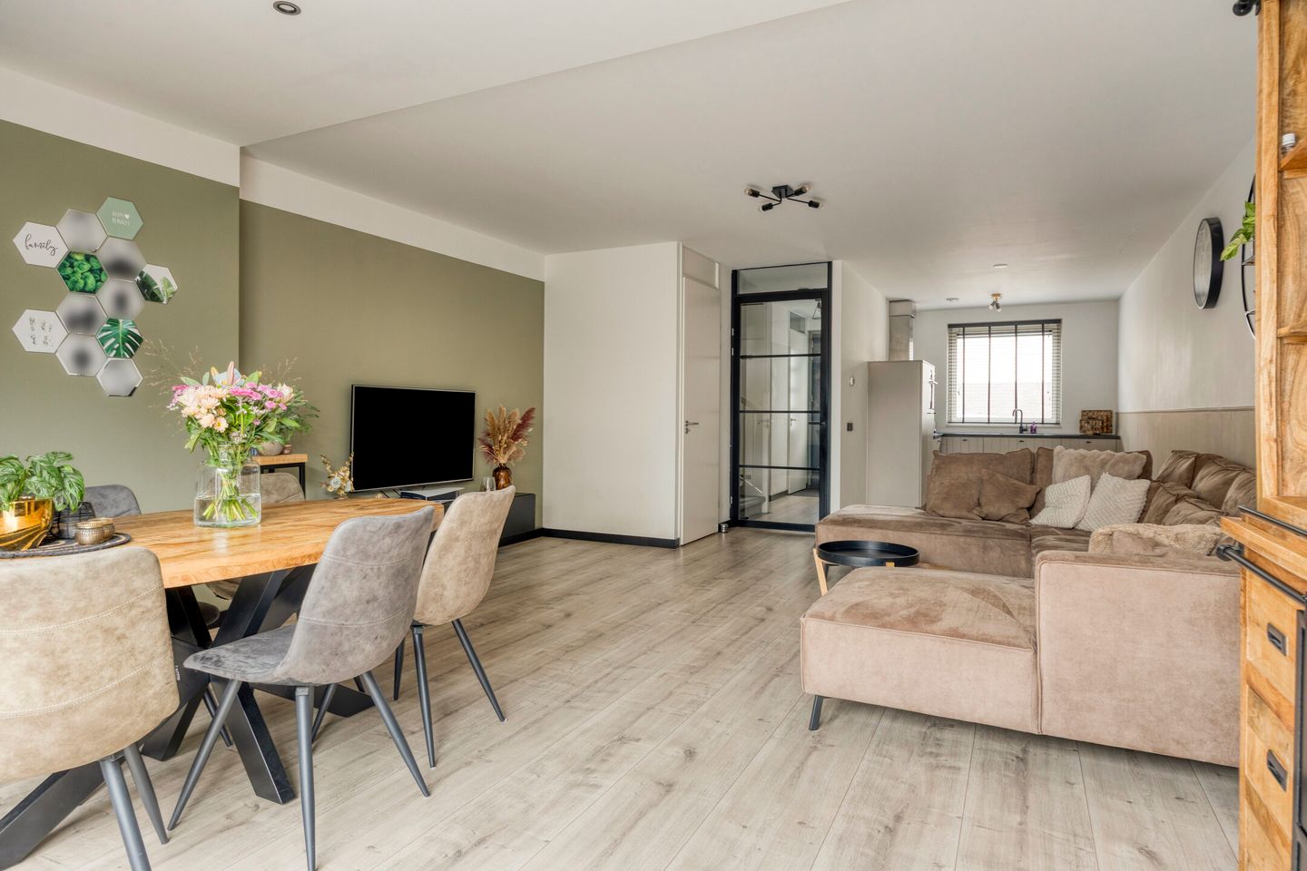 Foto 14 van Stormramruwe 10