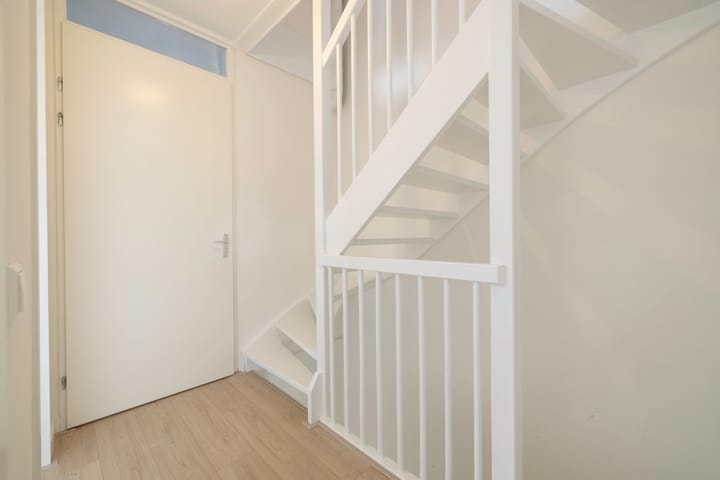 Photo 24 of Colonnade 75