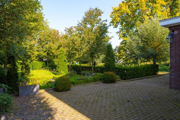 Foto 33 van Mierloseweg 128