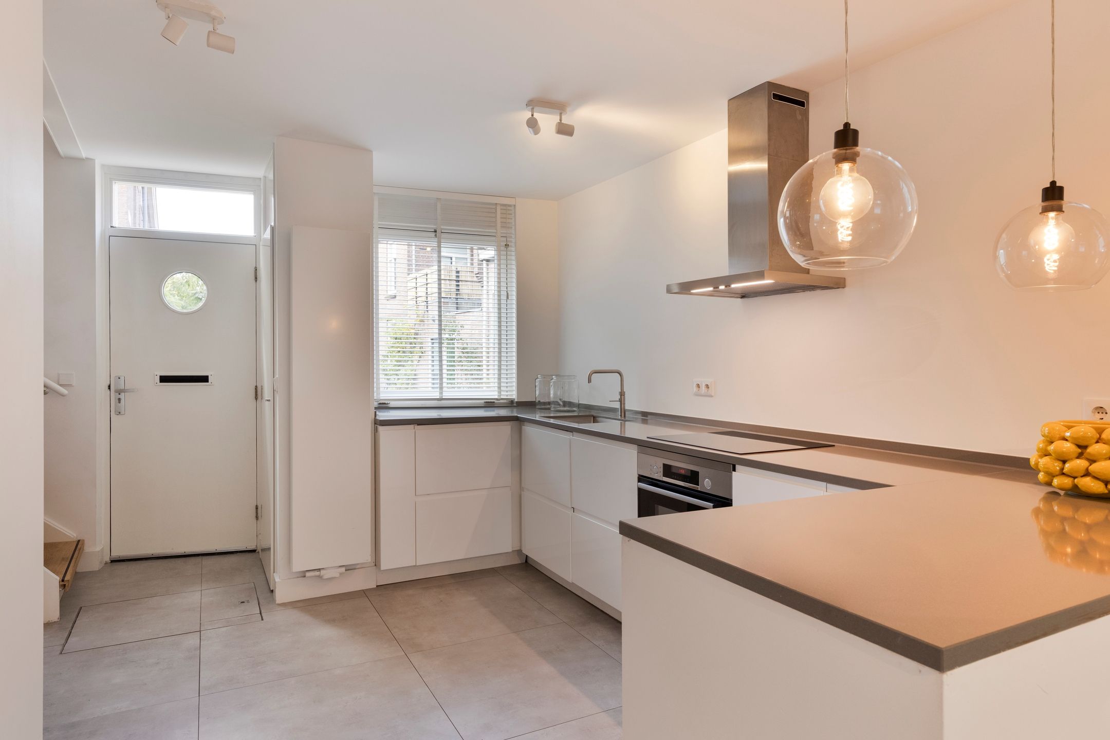 Foto 6 van Pakhuisstraat 12