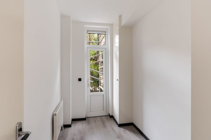 Foto 11 van Koolzaadstraat 35-B