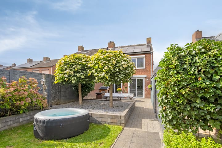 Foto 21 van Pastoor Pendersstraat 12