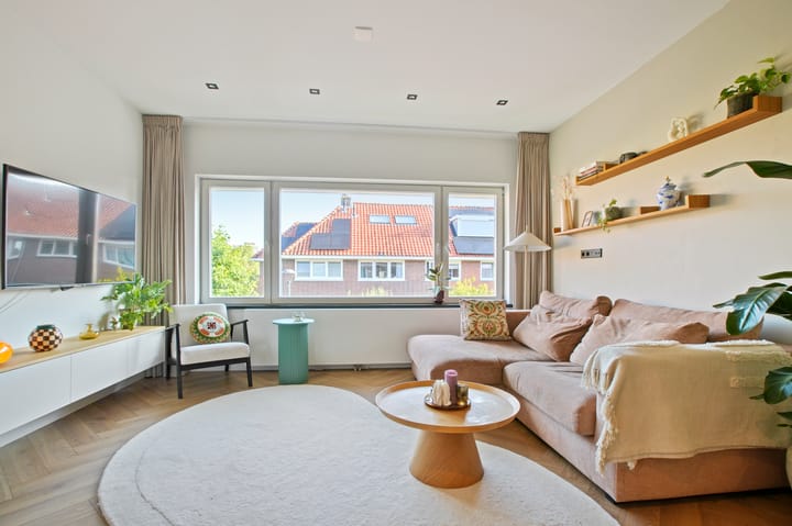 Foto 2 van Burgemeester van Tienenweg 4-I