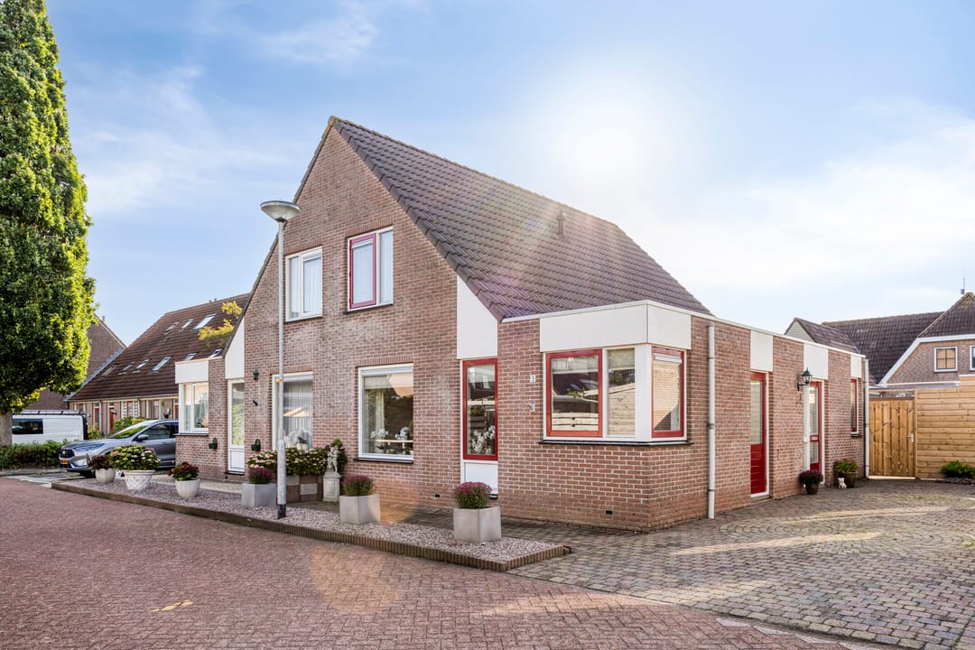 Photo 1 of De Steenbok 3