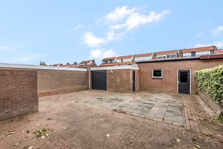 Foto 4 van Van Hallstraat 10