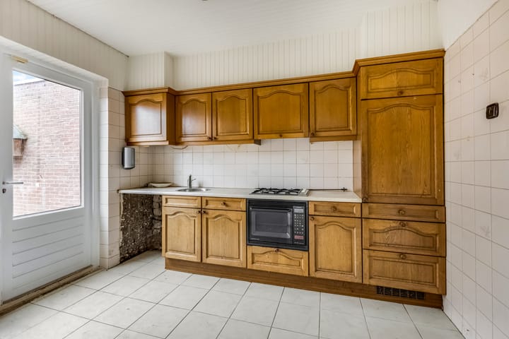 Foto 9 van Van Hallstraat 10