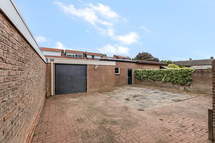 Foto 31 van Van Hallstraat 10