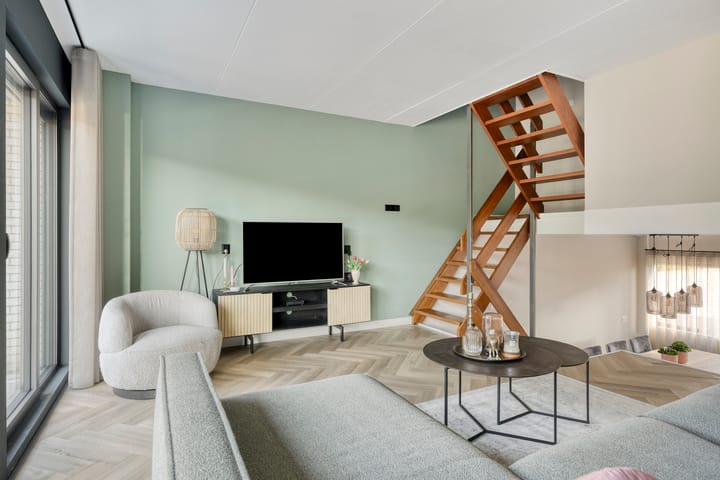 Photo 2 of Meekrapstraat 36