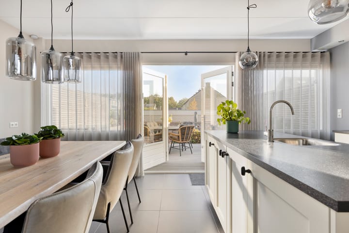 Photo 17 of Meekrapstraat 36