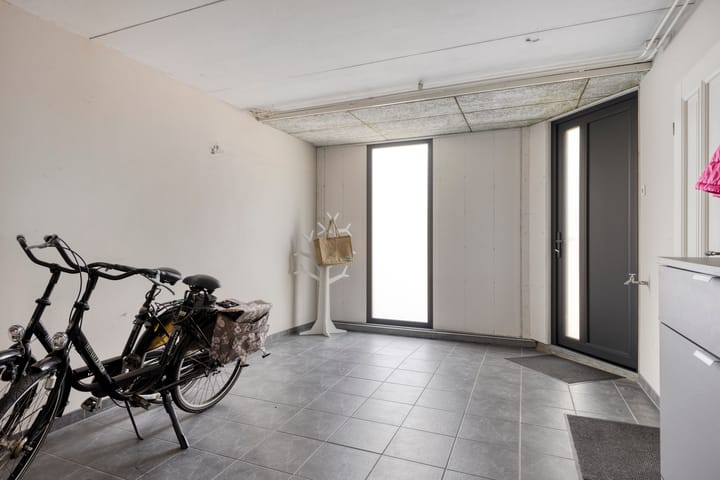 Photo 39 of Meekrapstraat 36