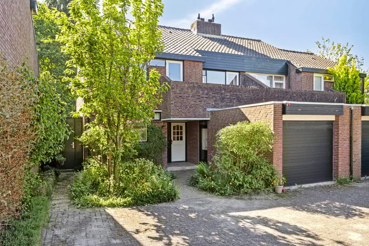 Foto 2 van Van Vredenburchlaan 13