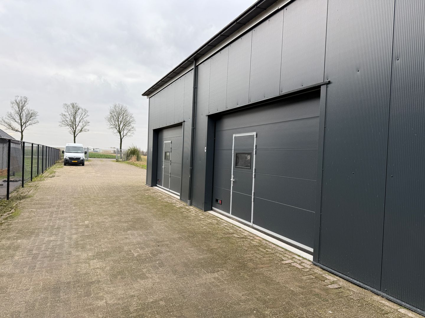 Bekijk foto 2 van Gedeputeerde Laanweg 55-A