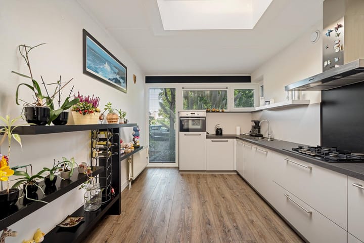 Foto 18 van Rechterenstraat 20